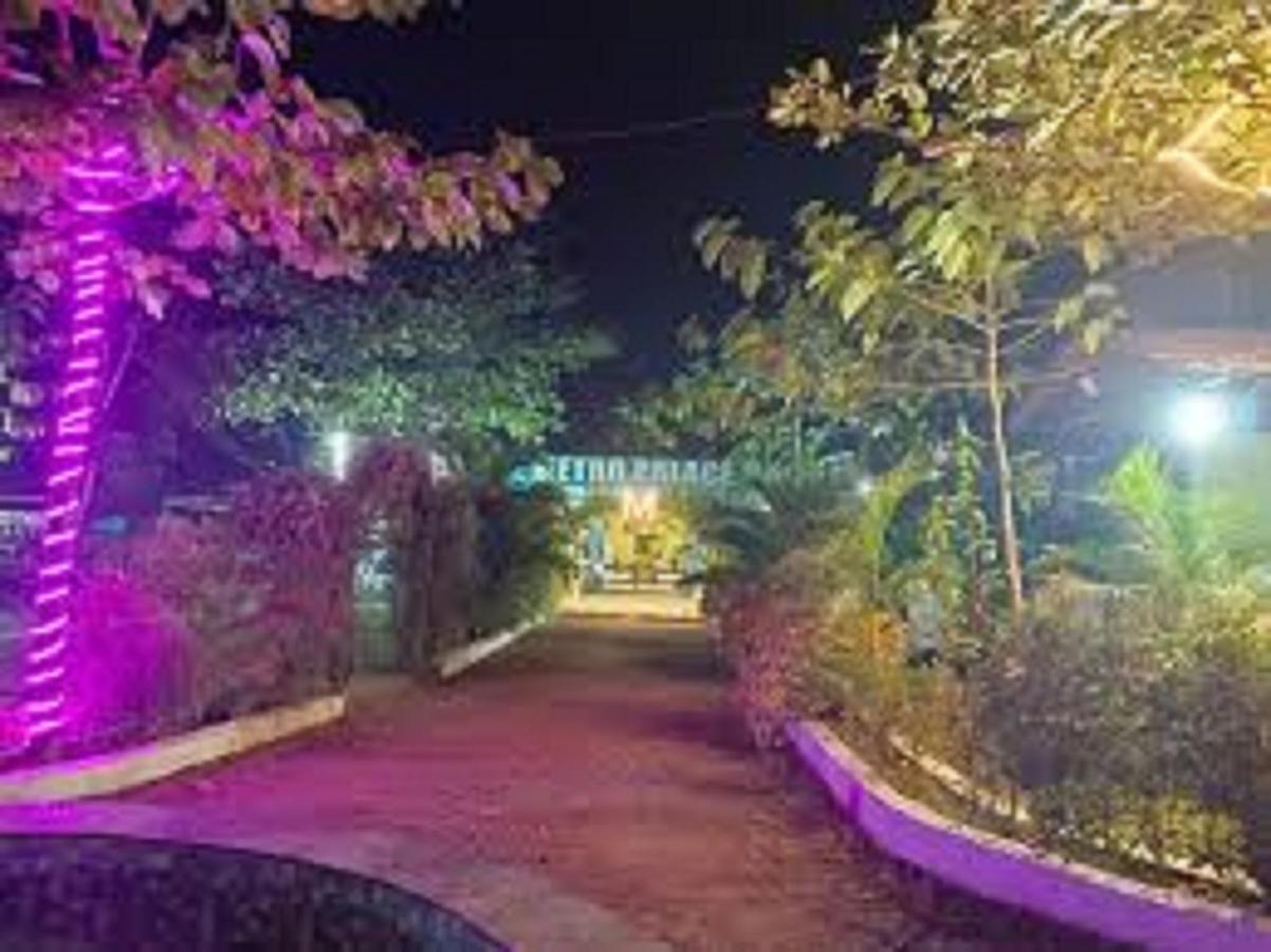 Hotel Metro Palace Resort كارجات المظهر الخارجي الصورة