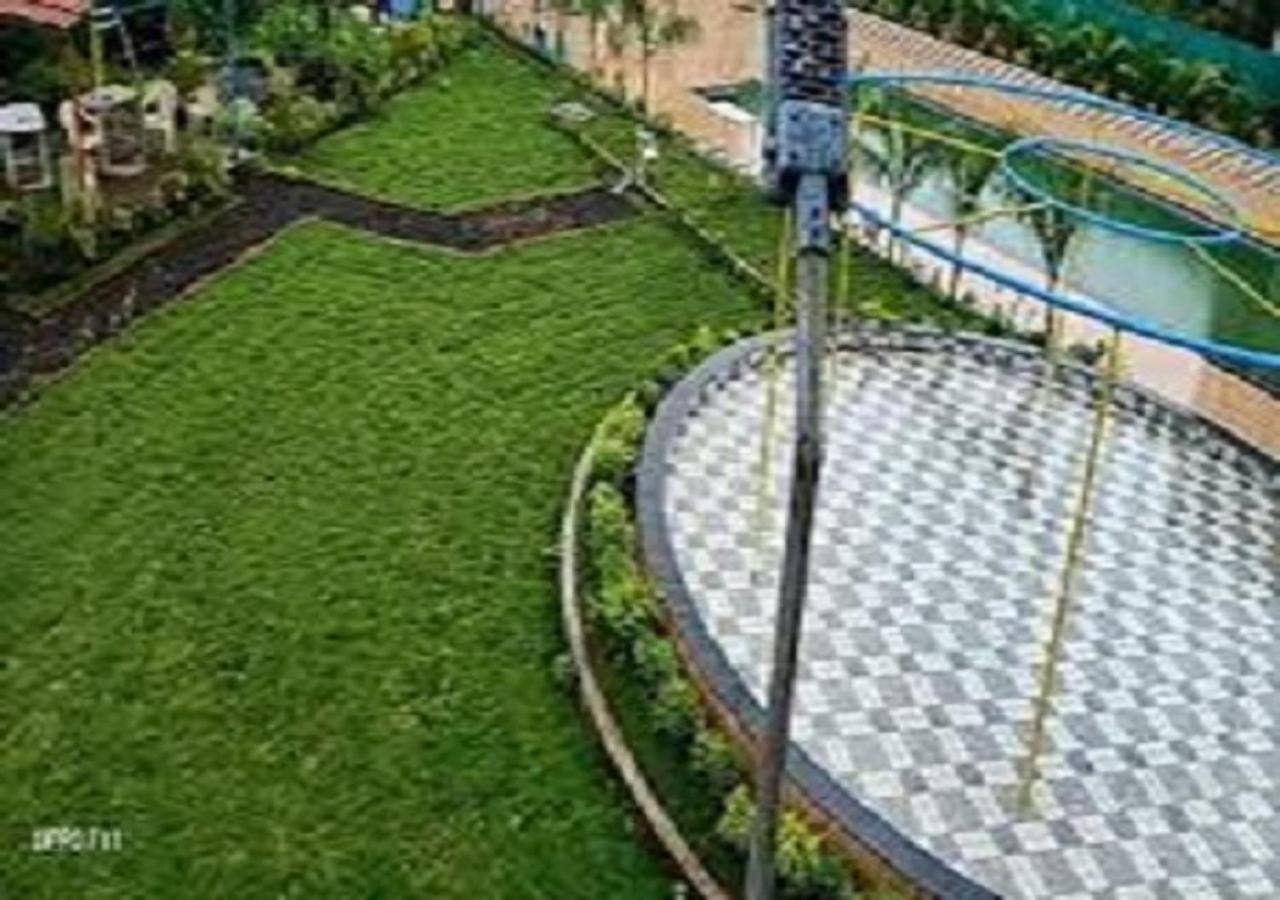Hotel Metro Palace Resort كارجات المظهر الخارجي الصورة