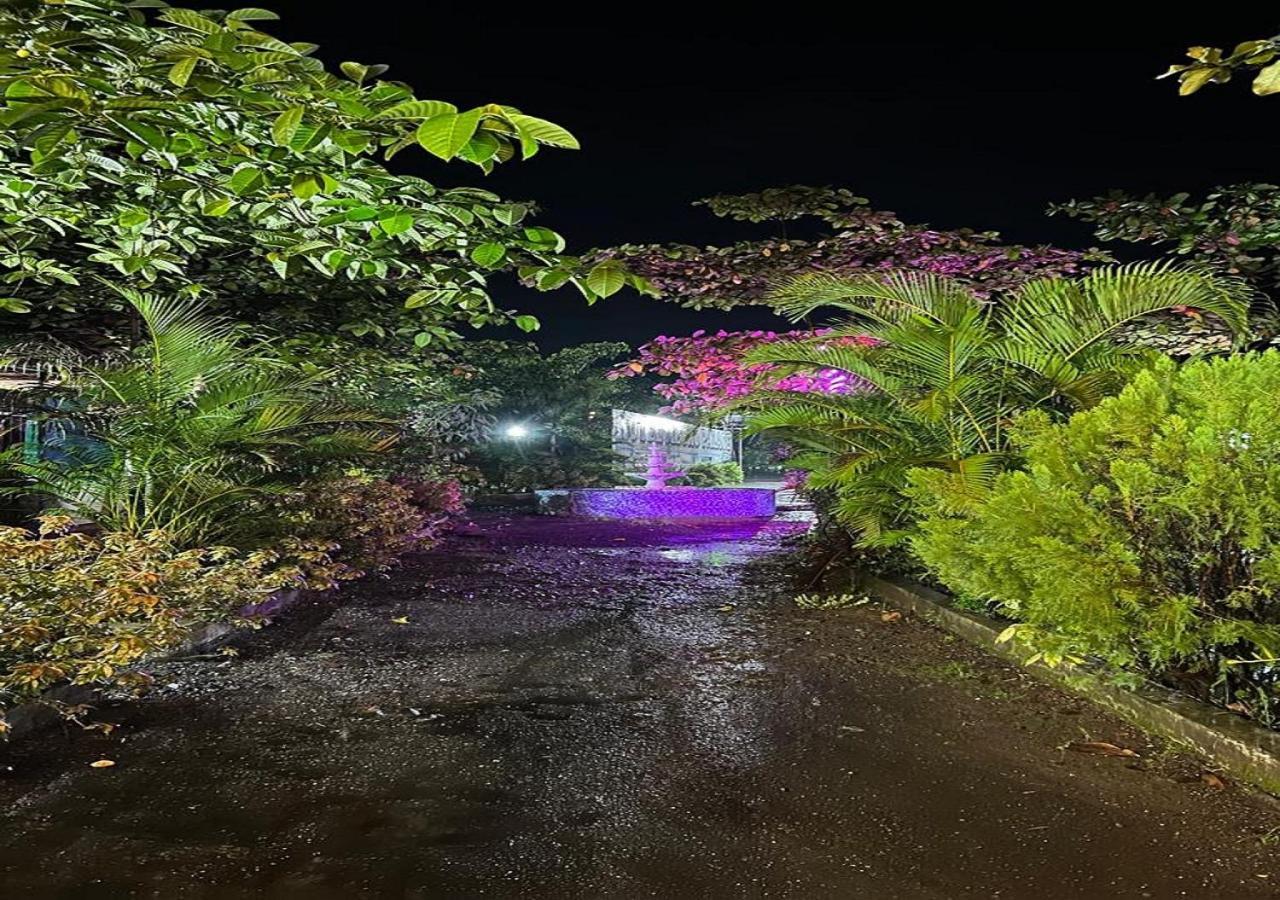 Hotel Metro Palace Resort كارجات المظهر الخارجي الصورة