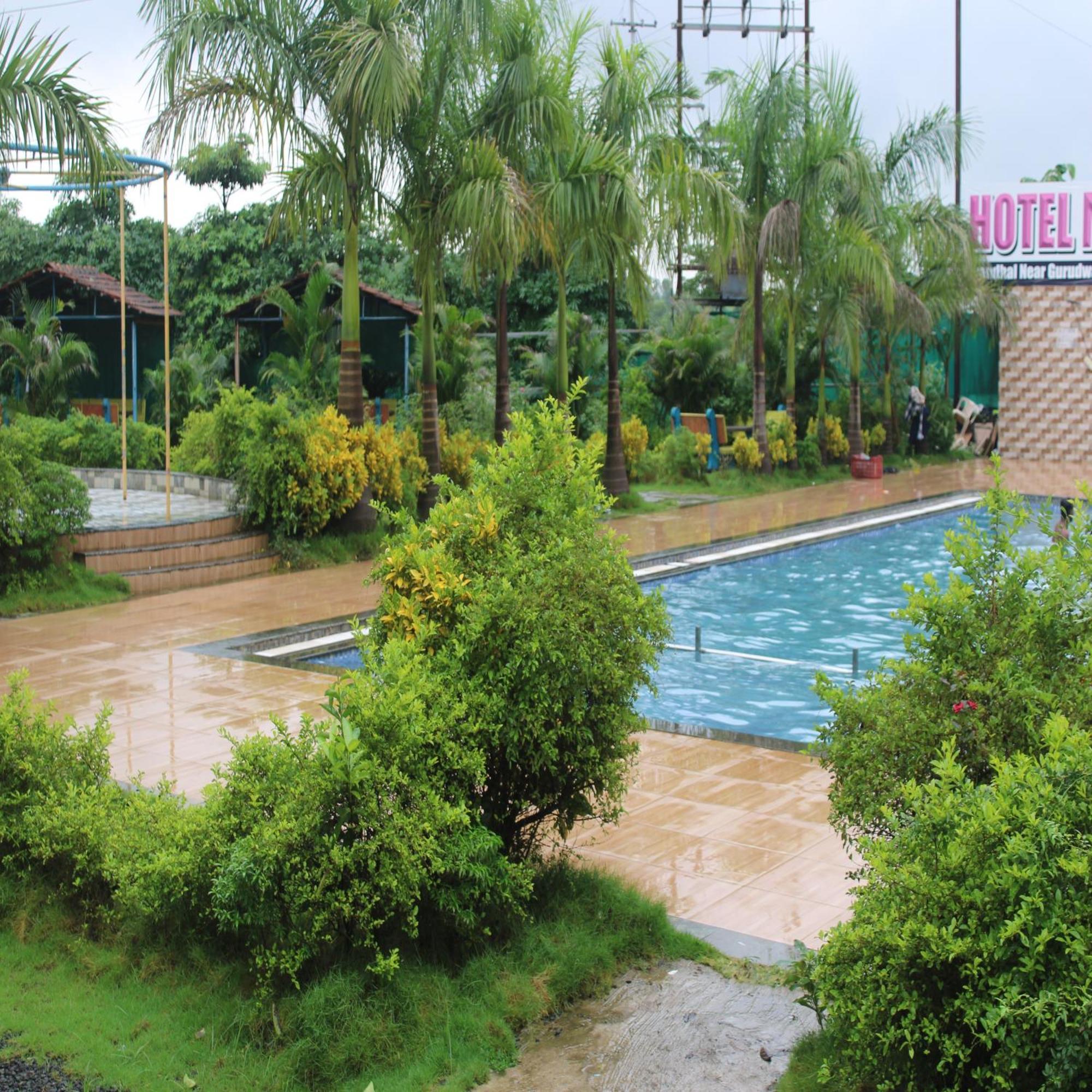Hotel Metro Palace Resort كارجات المظهر الخارجي الصورة